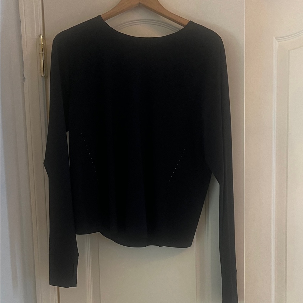 Lululemon Black Women's Top-sz L-split back